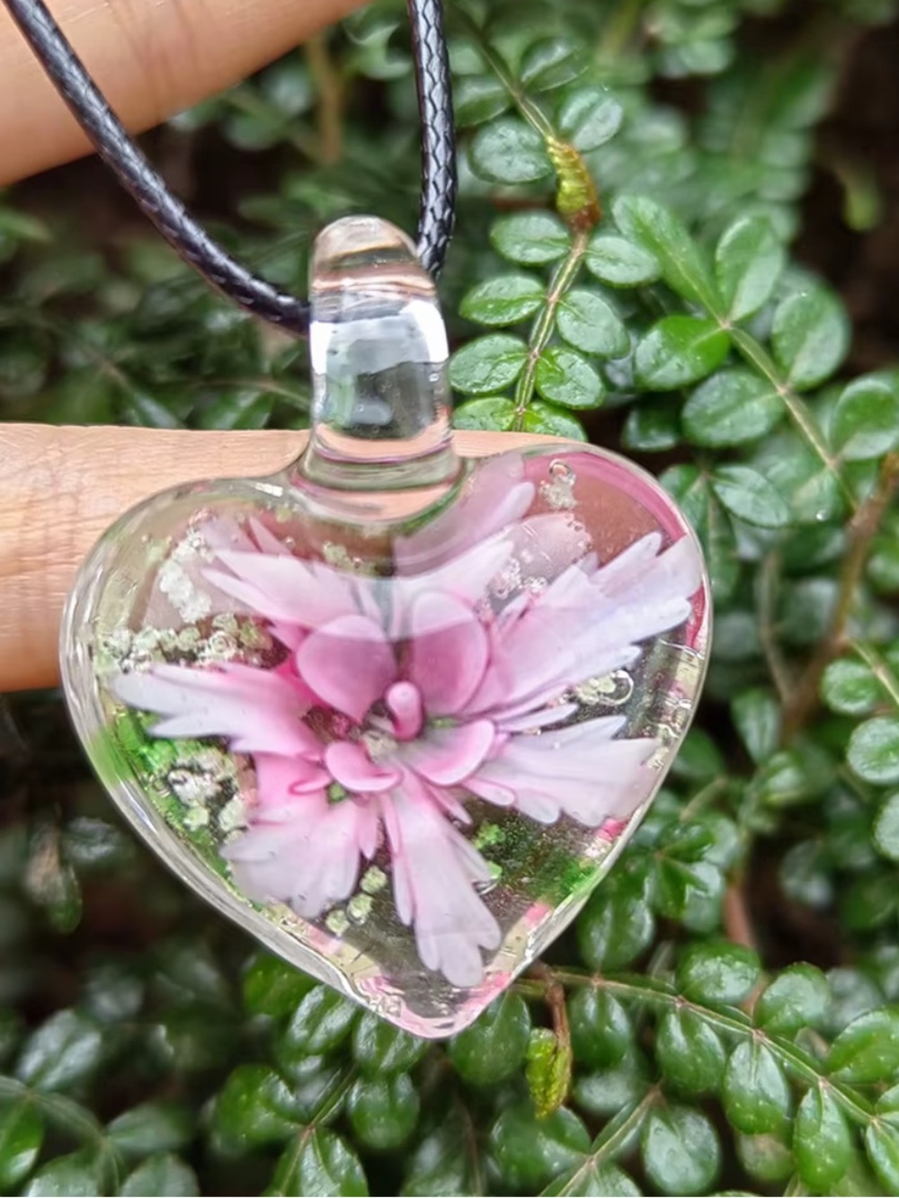 moving sale 💕 - murano glass flower heart pendant necklace